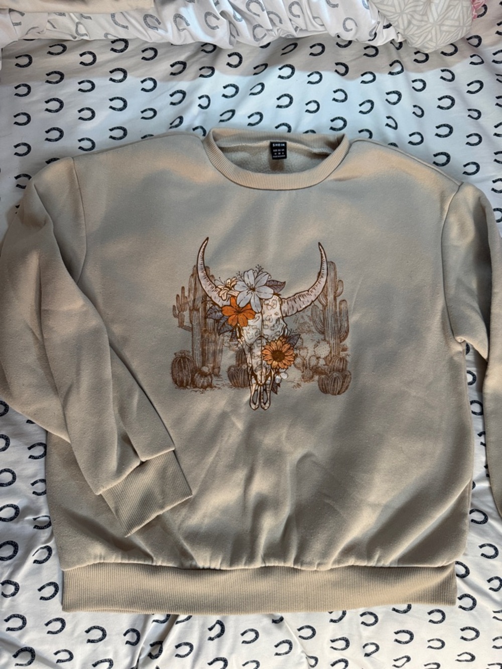 SHEIN Tan Graphic Crewneck Sweatshirt with Desert Skull & Floral Art